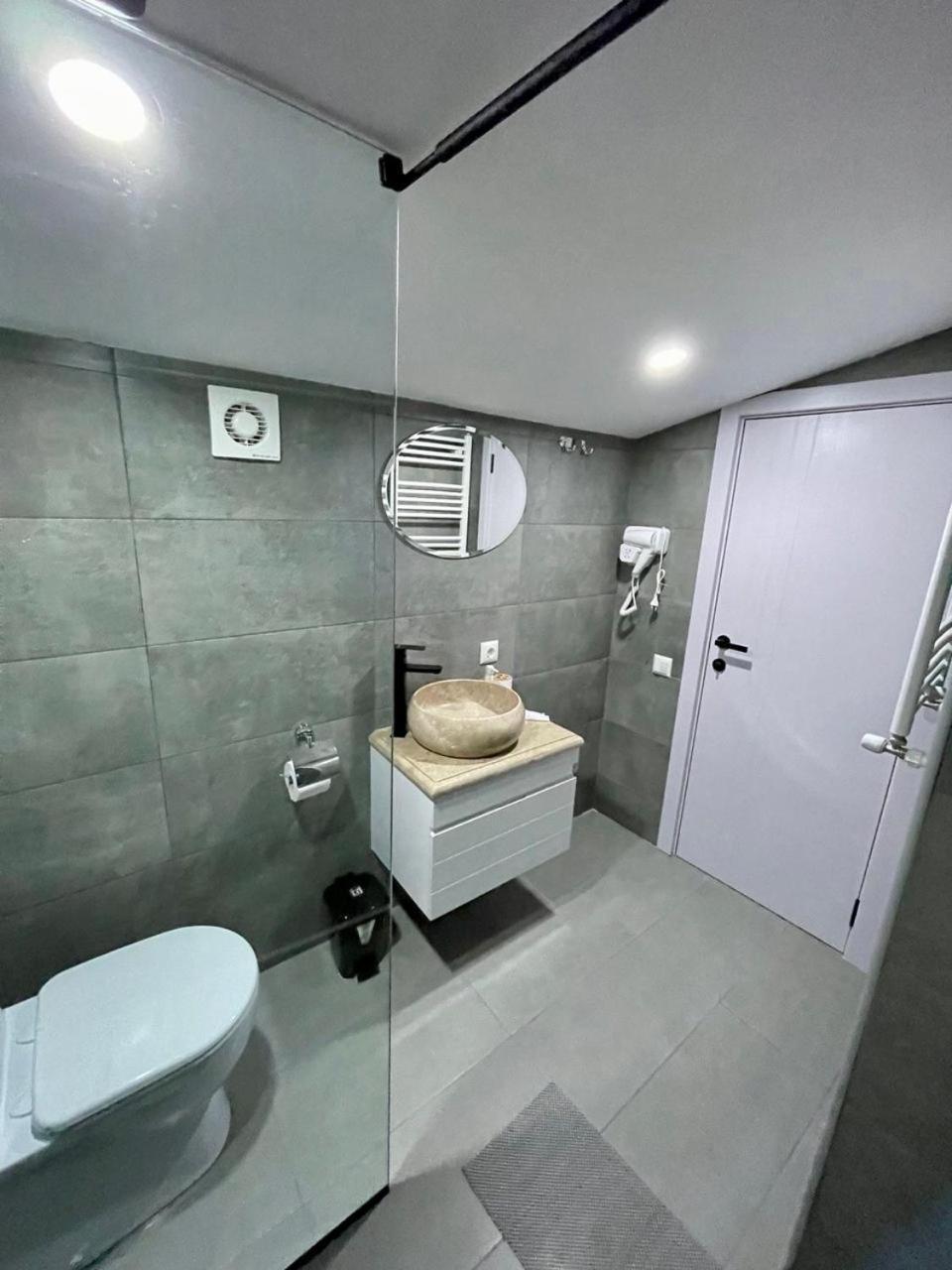 Art Hotel Tabidze Tbilisi Bagian luar foto
